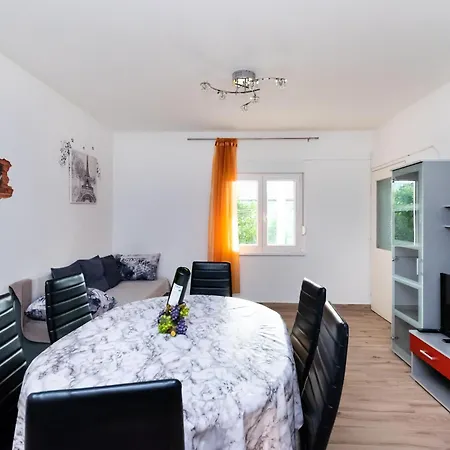 Ankica Valeria Apartment